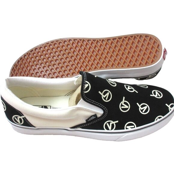 Vans Men's Classic Slip On Circle V Black Marshmallow Canvas Shoes Sizes NIB - Picture 3 of 5